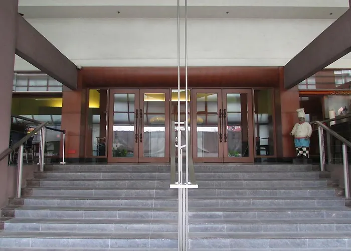 Strand Hotel